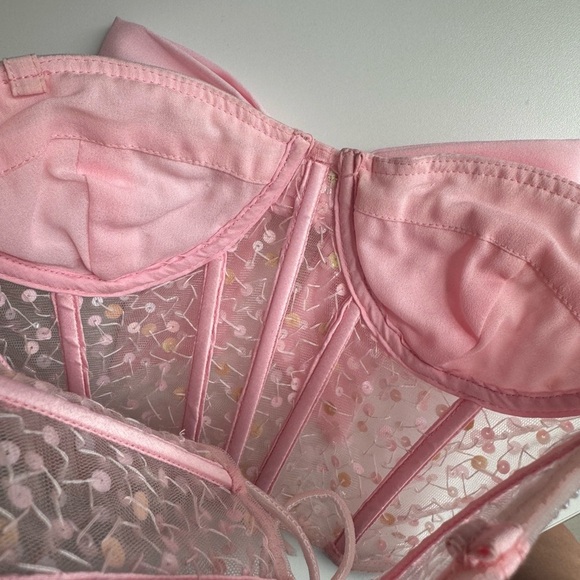 Baby Pink Sequin Tie-Back Bow Corset - Picture 4 of 11